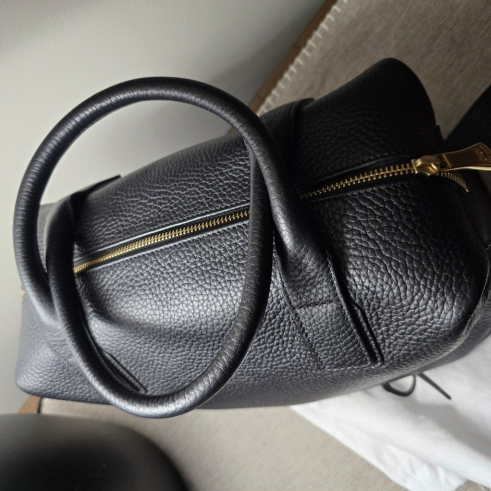 GiGi New York Black Pebbled Leather Dome Satchel - Picture 5 of 7